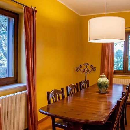 Prázdninový dům Hypericum Country House *